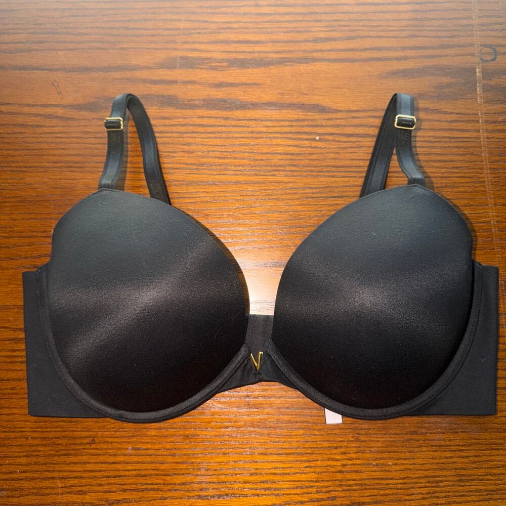 Victoria’s Secret Push Up Bra 38DD Black Padded Underwire Gold V